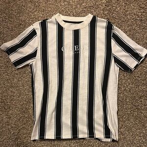 Guess Striped Black and White T-Shirt